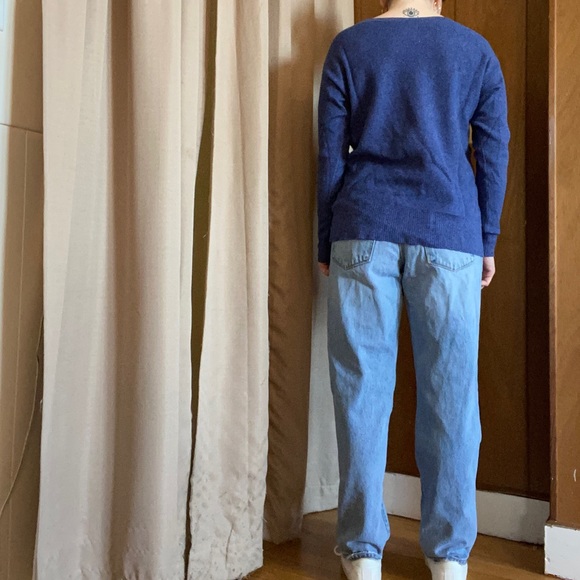 Boxy American Eagle sweater - Picture 3 of 3